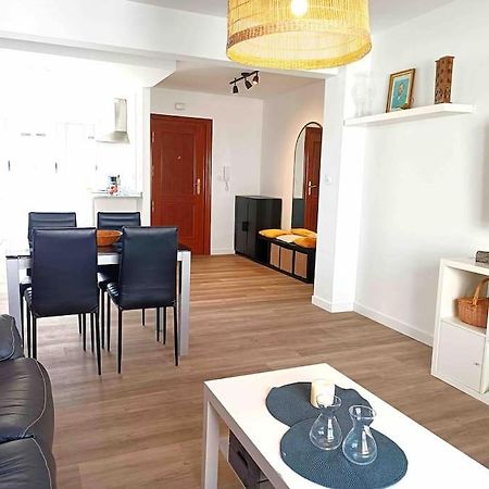 Piso Centrico Cerca De La Playa Apartment Кастро-Урдиалес Екстериор снимка